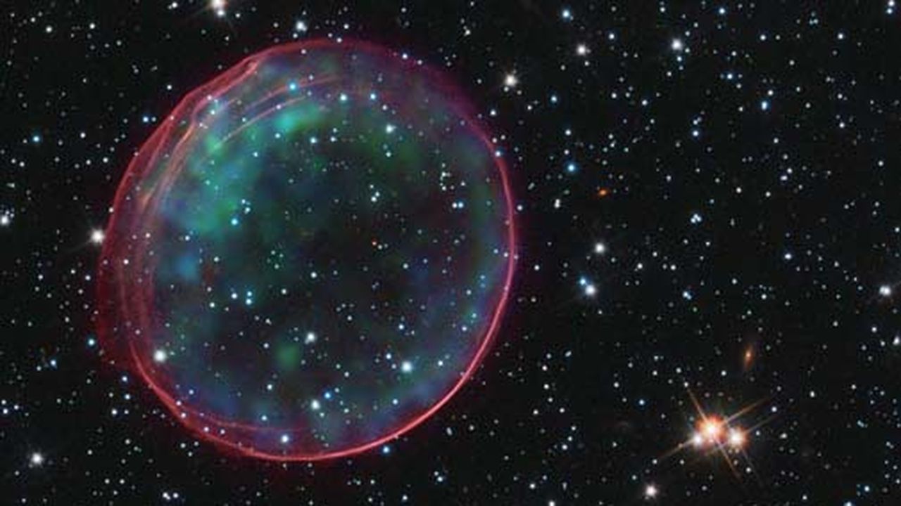 Hubble Bubble-Bauble-505.jpg